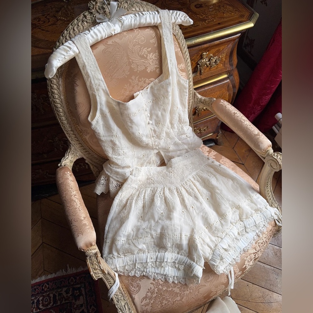 Wild Rose & Sparrow - The Amandine Set